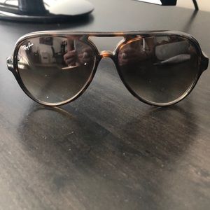 Ray ban tortoise aviator sunglasses